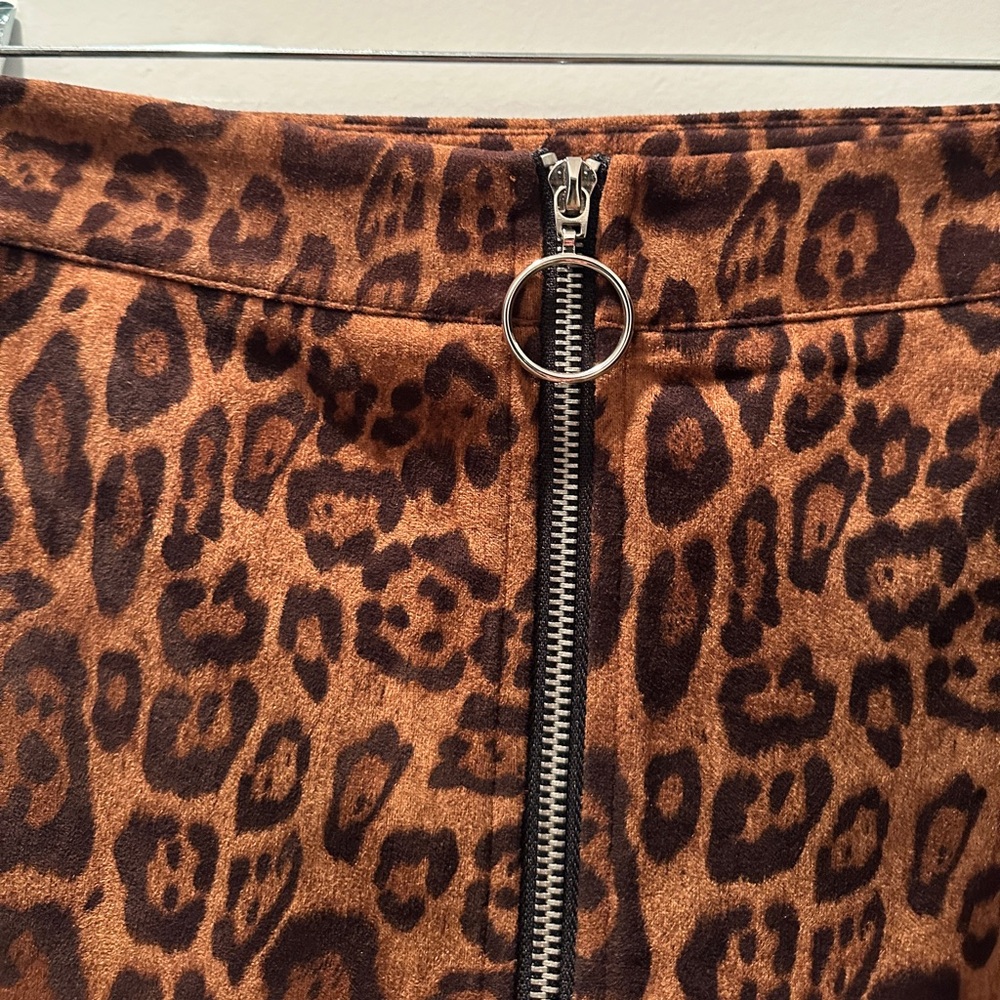 SHEIN Leopard Print Zip Front Mini Skirt Brown Animal Print Bodycon | Size M - Picture 8 of 8